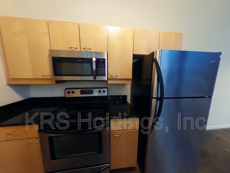 Bright property image