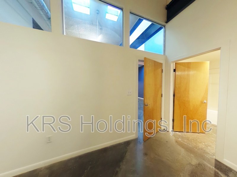 Bright property image