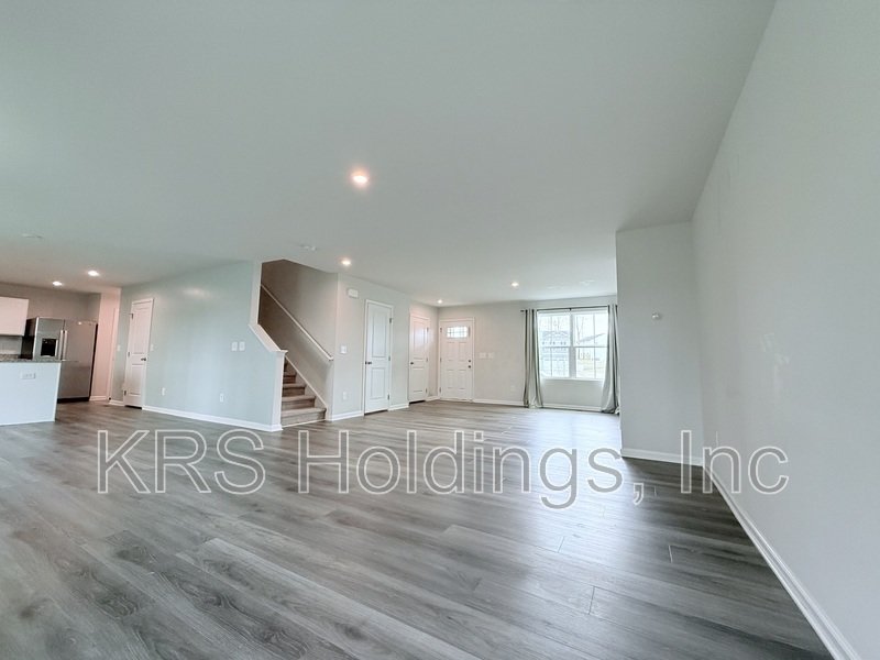 Spacious 4-Bedroom Home with Huge Basement & Open-Concept Living property image