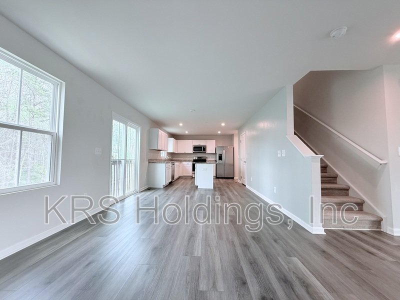 Spacious 4-Bedroom Home with Huge Basement & Open-Concept Living property image