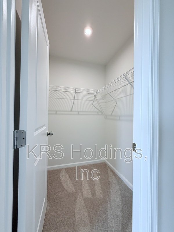 Spacious 4-Bedroom Home with Huge Basement & Open-Concept Living property image