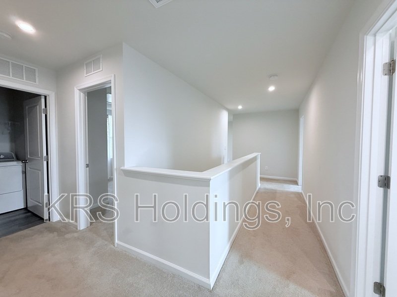 Spacious 4-Bedroom Home with Huge Basement & Open-Concept Living property image