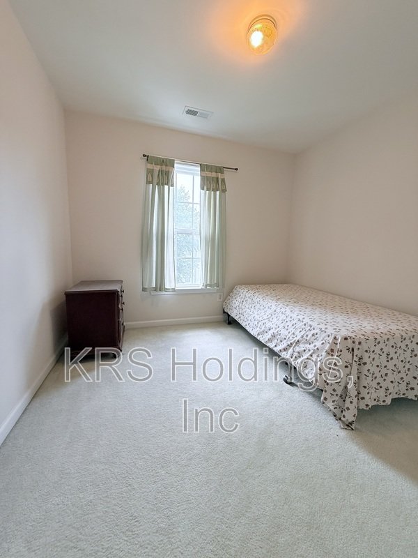 Townhouse in Fantastic Raleigh Location! property image