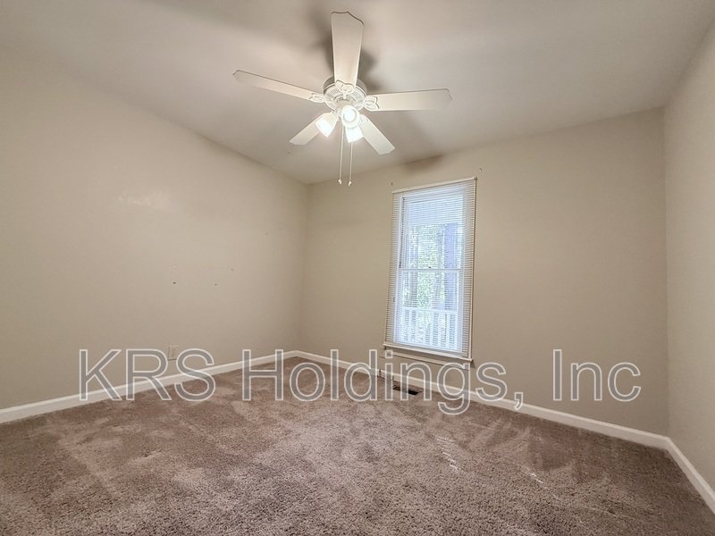 Cozy Single-Story Home with HUGE Yard in Zebulon property image