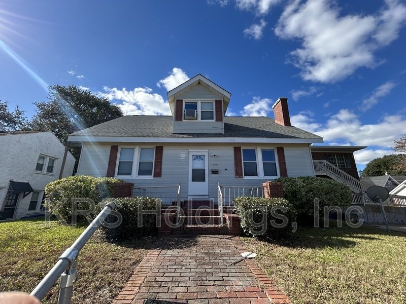 Bright property image