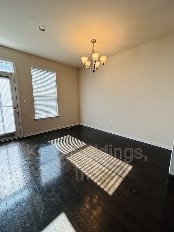 Chesapeake townhome available!! property image