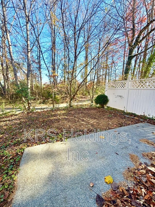 Bright property image