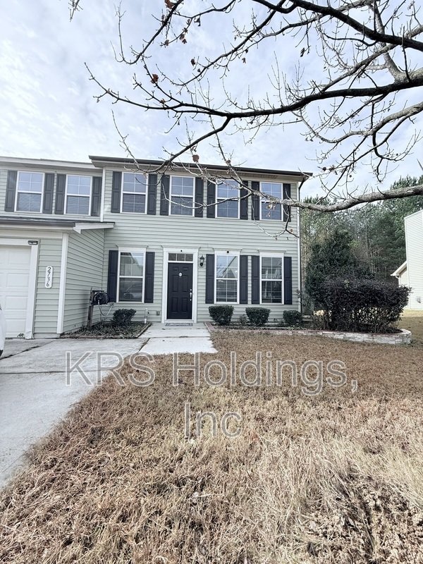 Raleigh Home With a Huge Fenced in Yard! property image