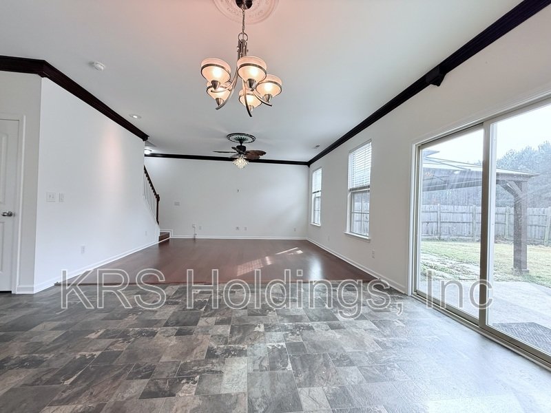 Raleigh Home With a Huge Fenced in Yard! property image