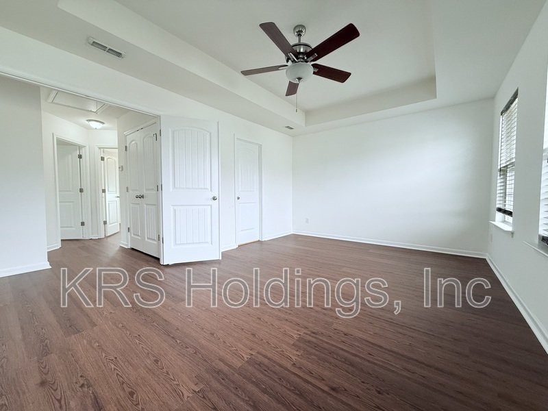 Raleigh Home With a Huge Fenced in Yard! property image