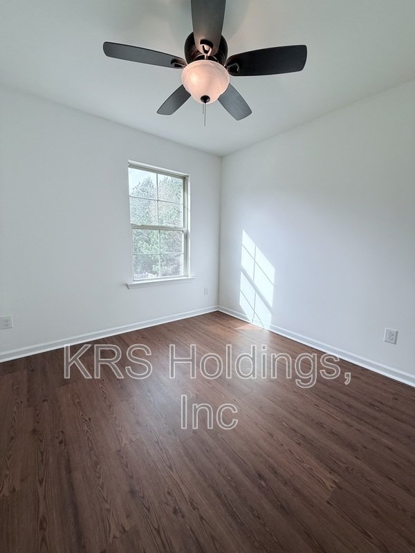 Raleigh Home With a Huge Fenced in Yard! property image