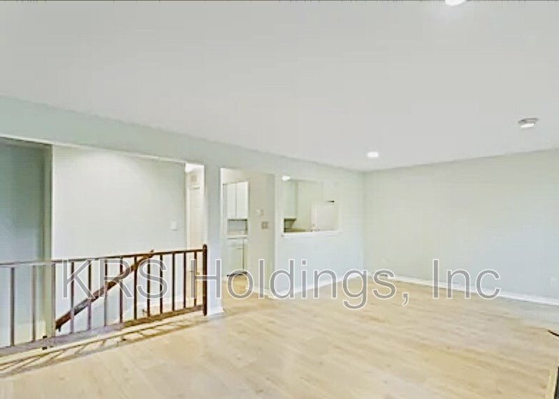 Bright property image