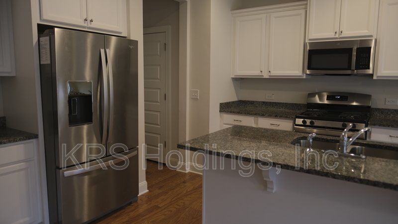 GORGEOUS Townhome in Cary property image