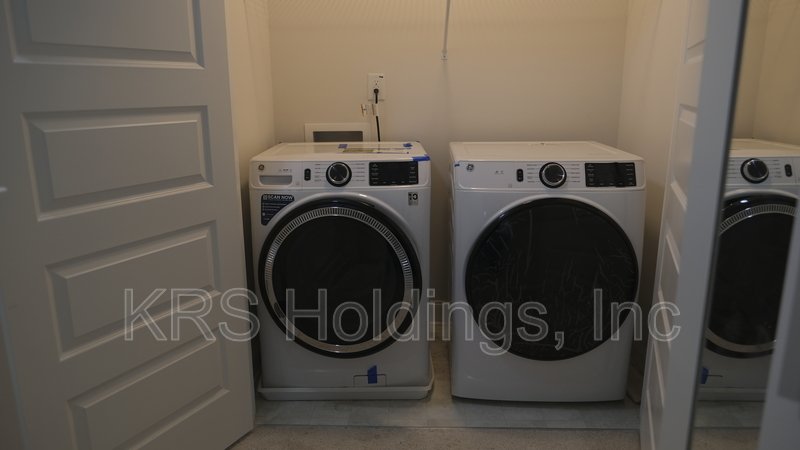 GORGEOUS Townhome in Cary property image