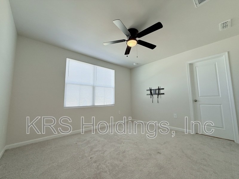 Gorgeous Townhome in Zebulon! property image