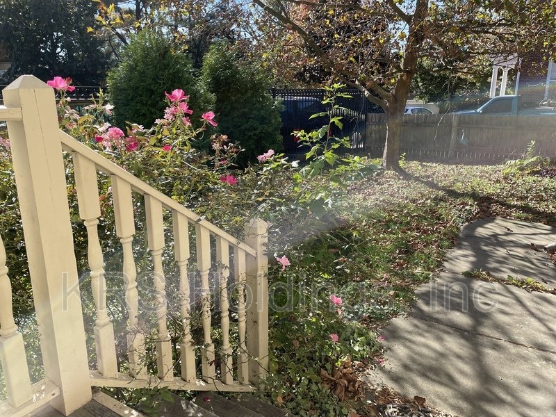 Bright property image