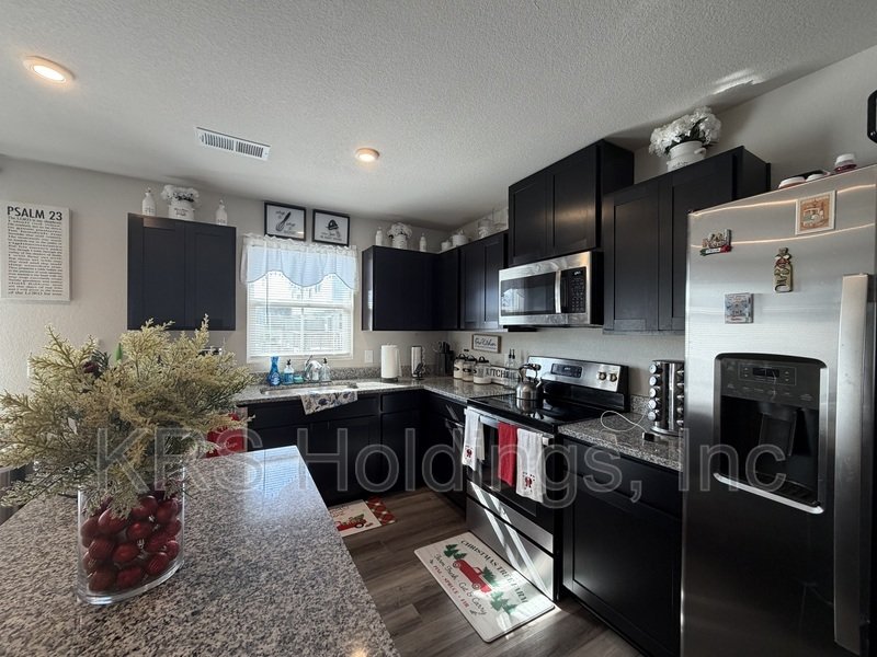 Bright property image