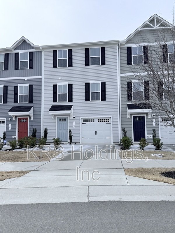 Raleigh Townhome Available! property image