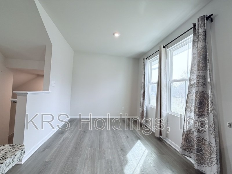 Raleigh Townhome Available! property image