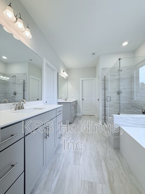 BRAND NEW CONSTRUCTION 5 BEDROOM HOME! property image