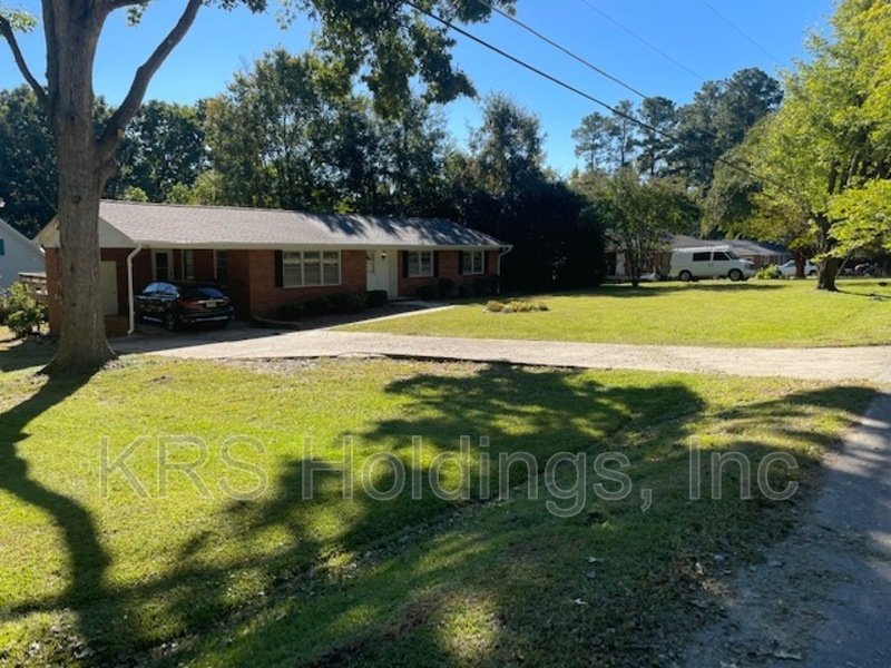 Single Story Living in Raleigh! property image