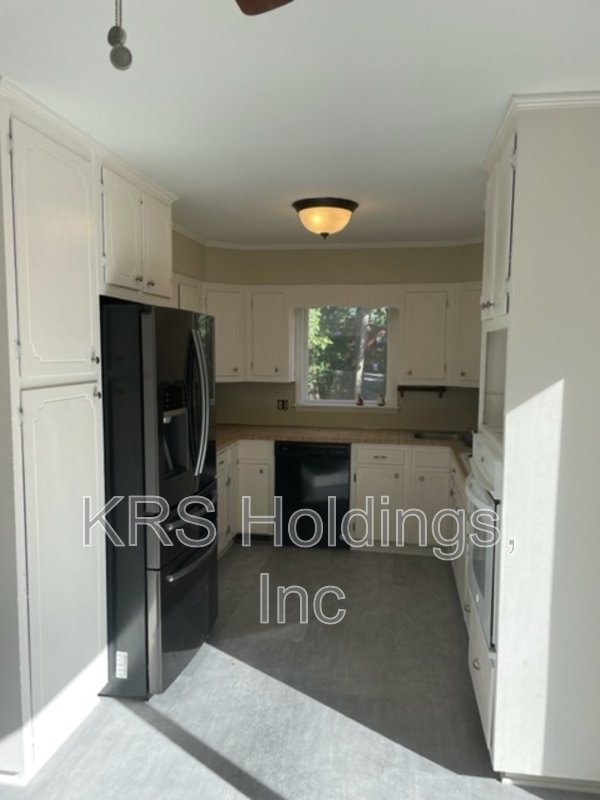 Single Story Living in Raleigh! property image