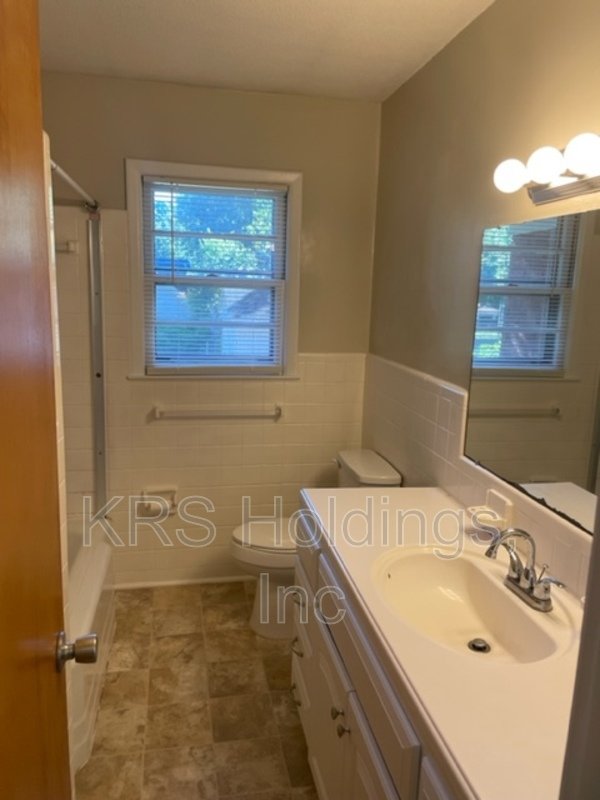 Single Story Living in Raleigh! property image