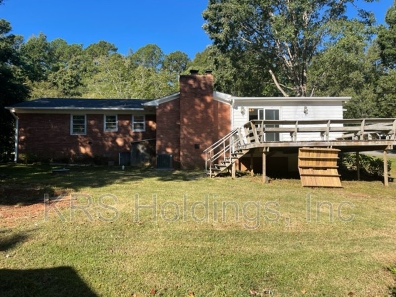 Single Story Living in Raleigh! property image