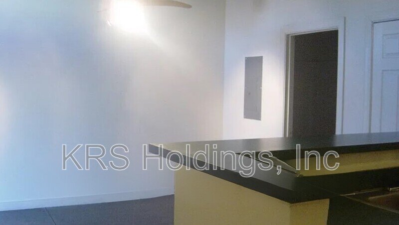 302 Goshen Street property image