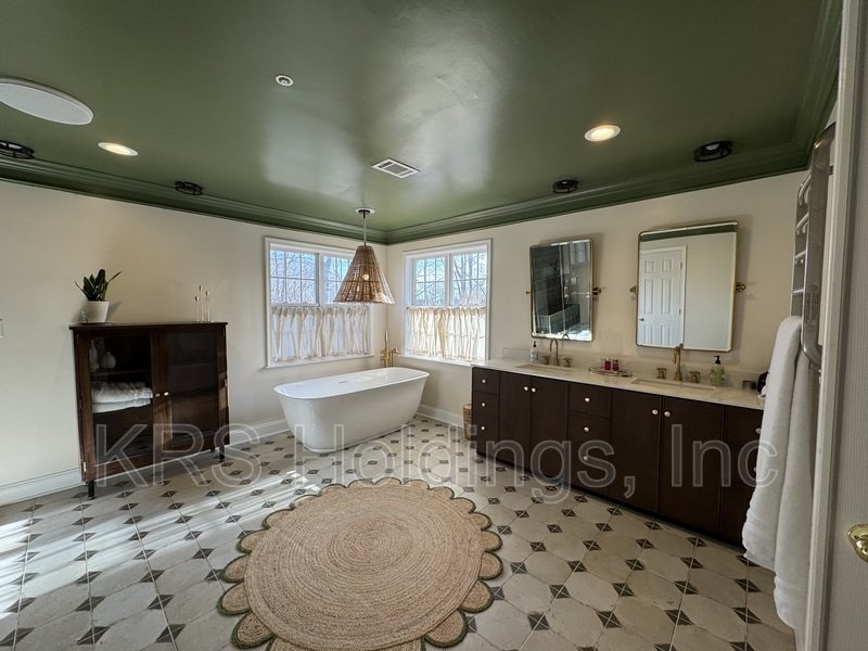 Luxurious property image