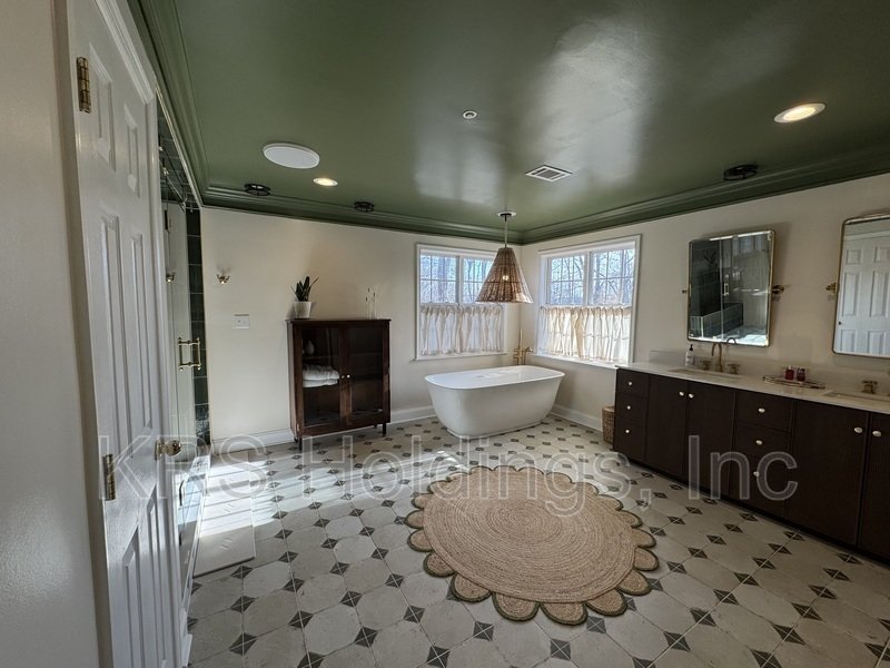 Luxurious property image