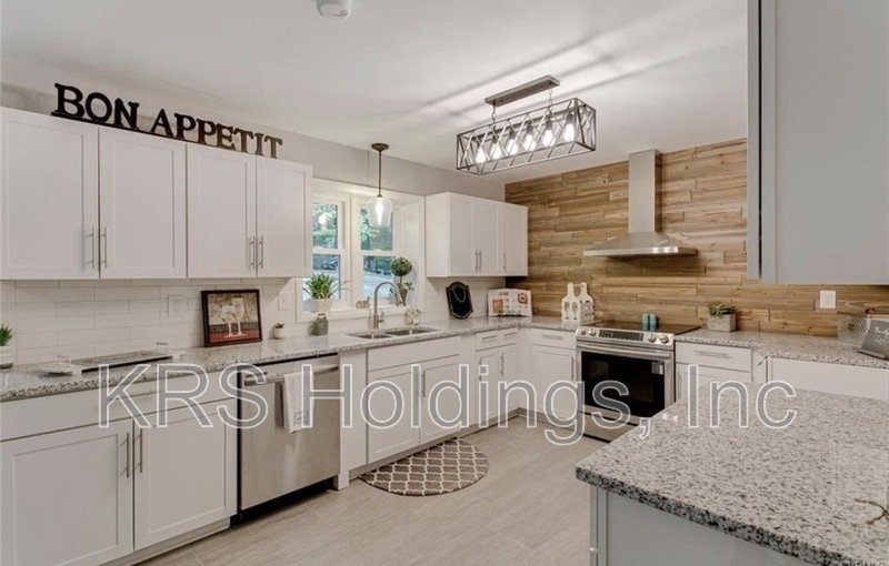 Recently renovated Brandermill Home property image