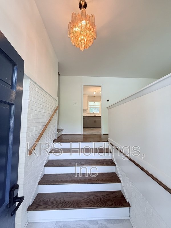 Adorable Home in Greenwood Farms! property image