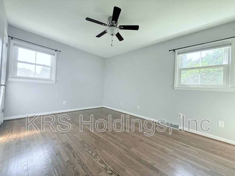 Adorable Home in Greenwood Farms! property image