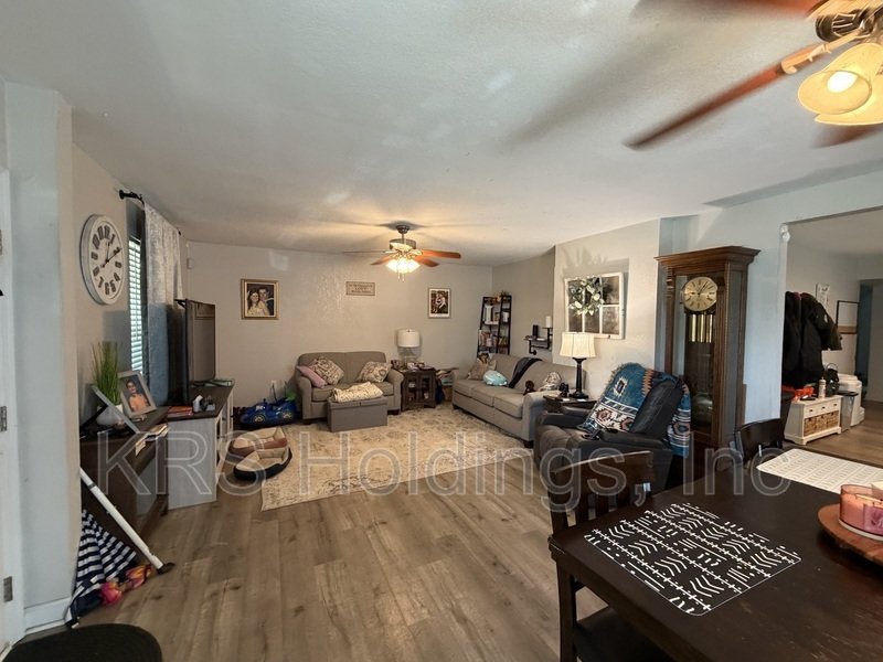 1124 Myrtle Street property image