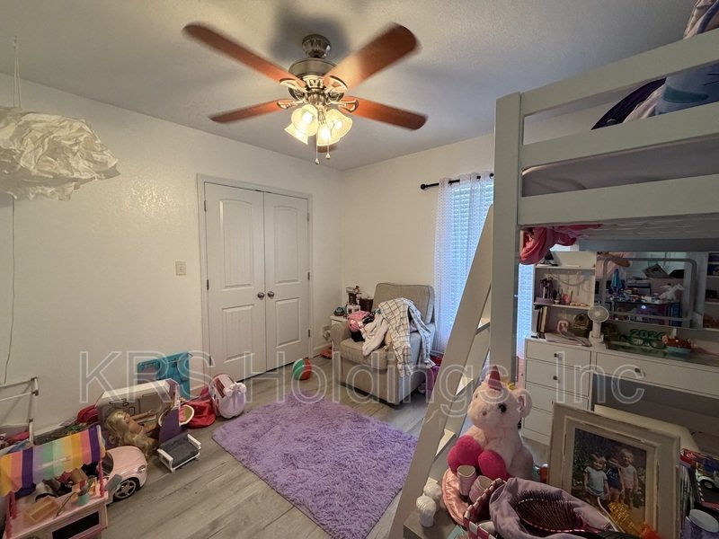 1124 Myrtle Street property image