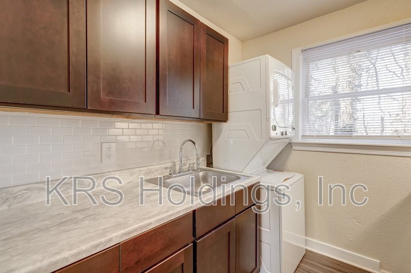 1517 HALIFAX ST APT 5 property image
