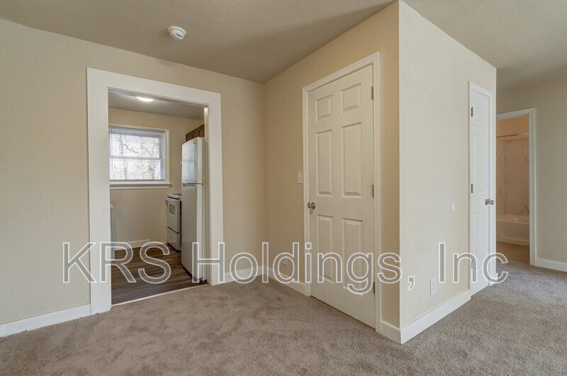 1517 Halifax  St Apt 1 property image