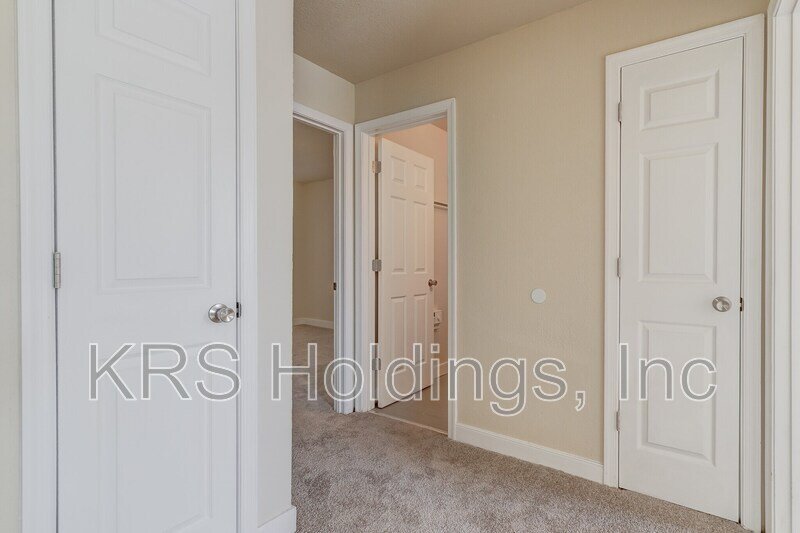 1517 HALIFAX ST APT 17 property image