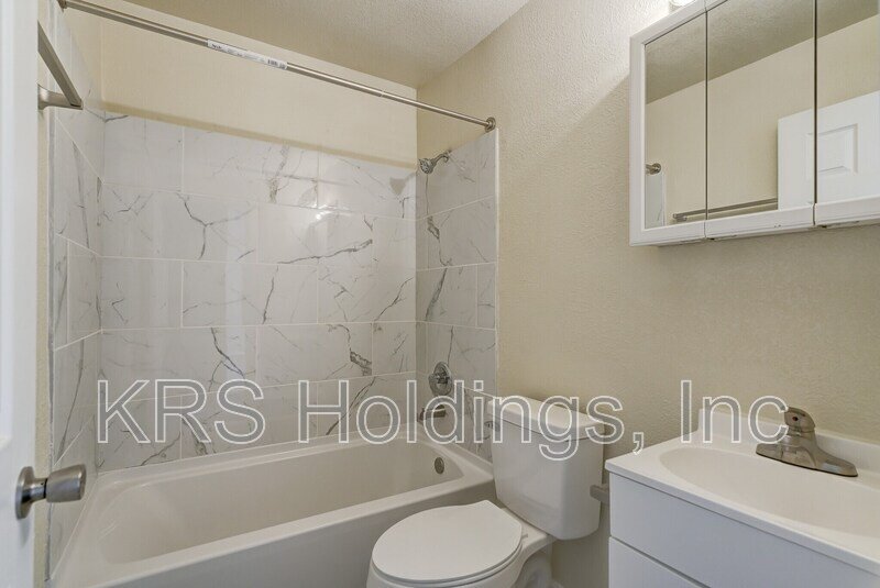 1517 HALIFAX ST Apt 20 property image