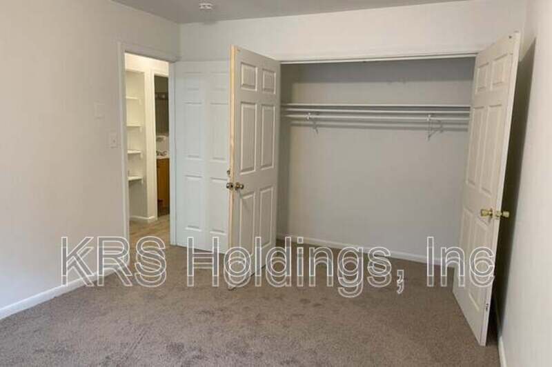 416 S West St Apt 8 property image