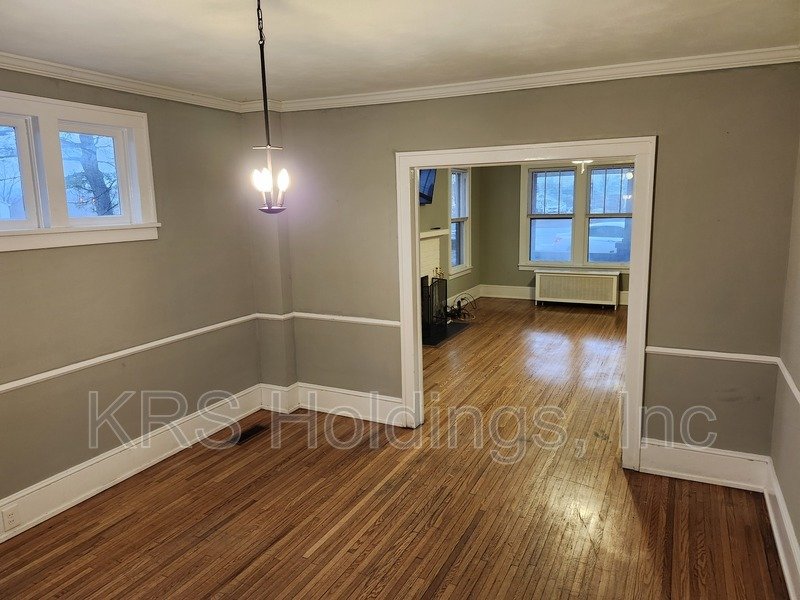 Single Family 5 BR House in Harrisonburg Available NOW property image