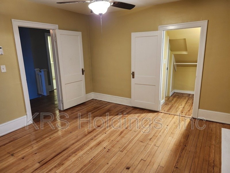 Single Family 5 BR House in Harrisonburg Available NOW property image
