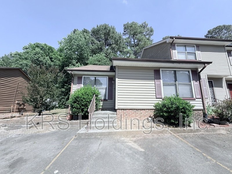 Vaulted Ceilings in Durham! property image