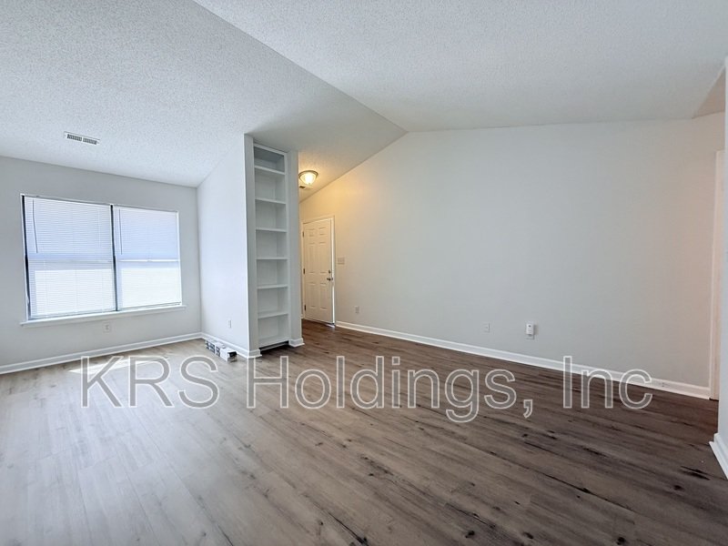Vaulted Ceilings in Durham! property image