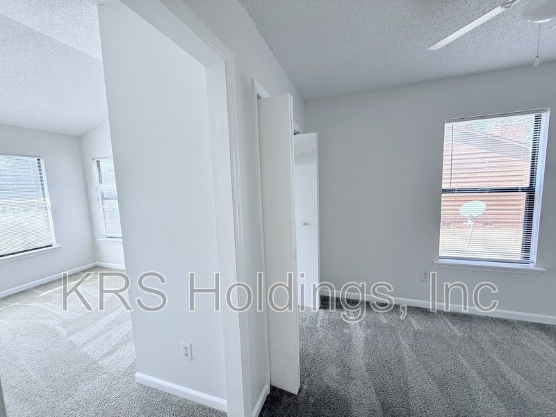 Vaulted Ceilings in Durham! property image