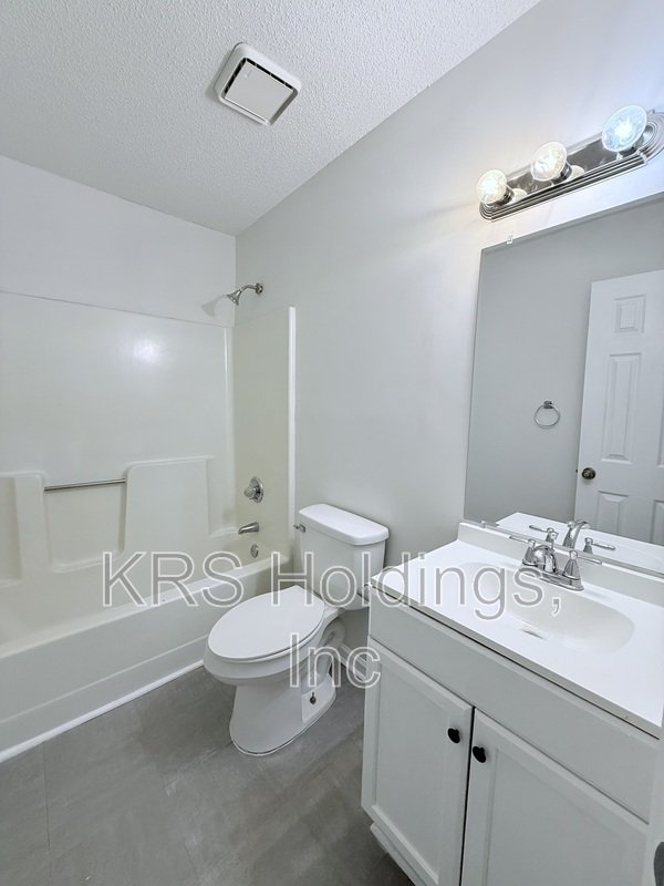 Vaulted Ceilings in Durham! property image