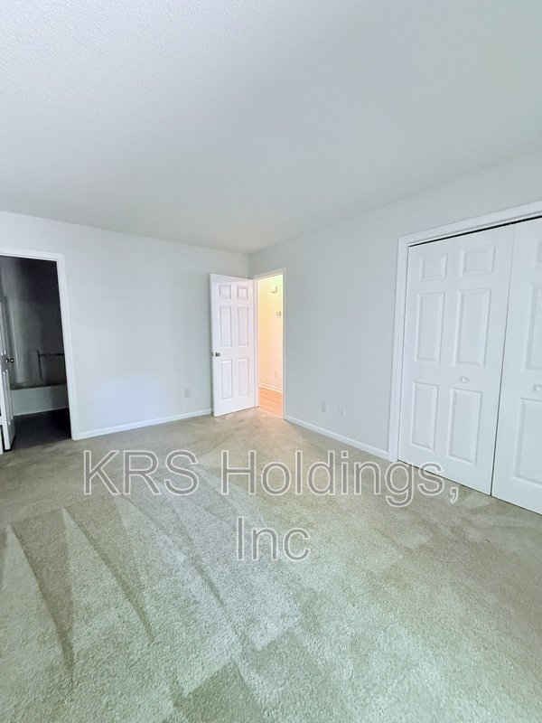 Vaulted Ceilings in Durham! property image