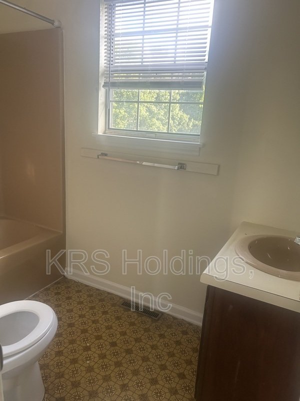 Bright property image
