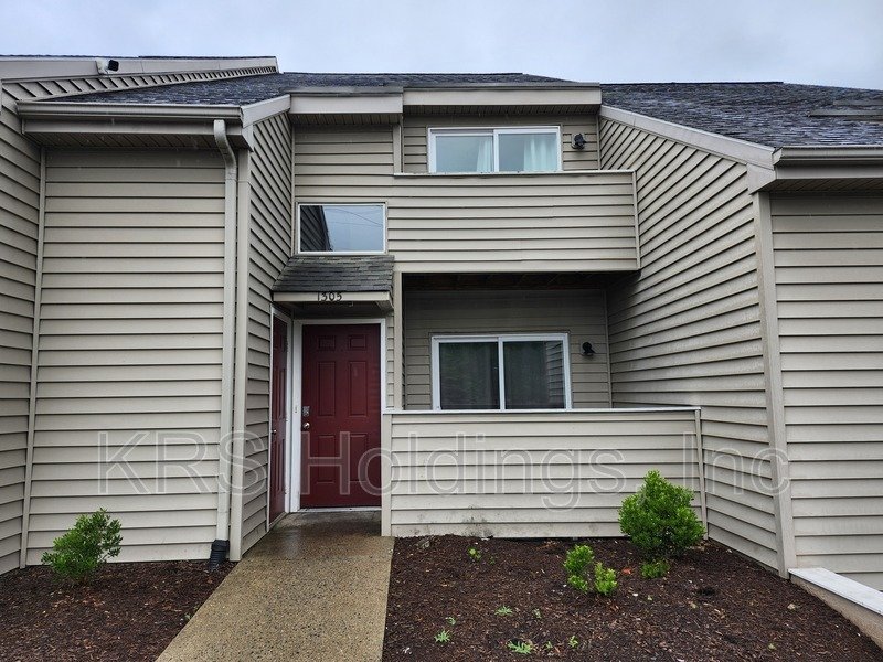 COMING IN JULY: Harrisonburg 4 BR, 2 Bath Townhouse property image